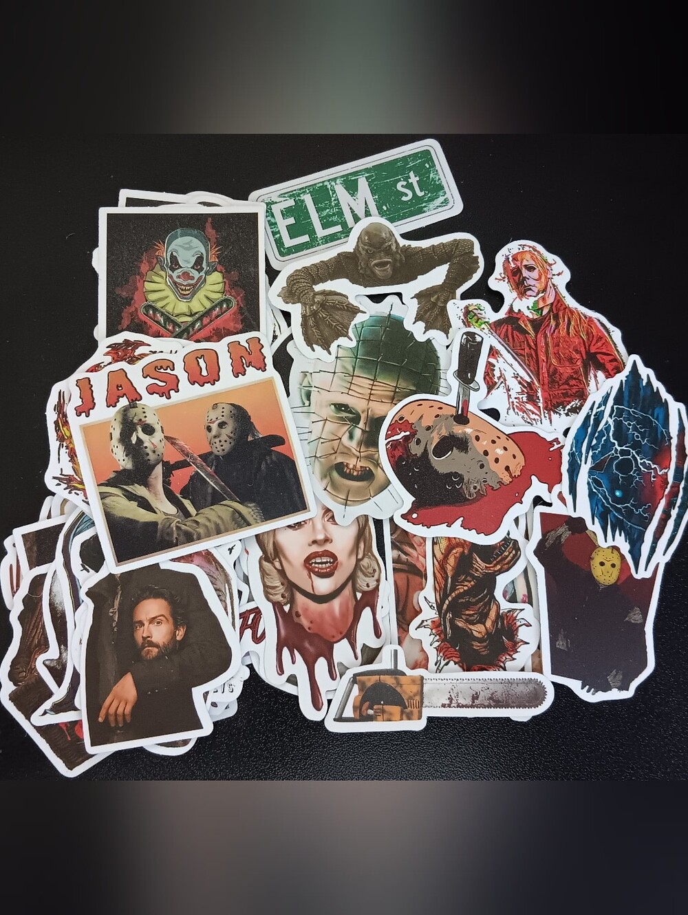 35 Horror Movie Stickers